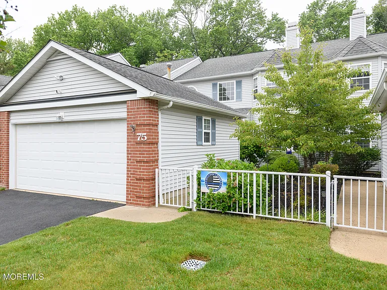 75 McKinley Dr — Photo 32