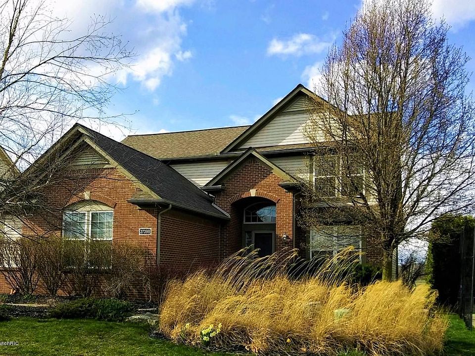 1st image of 27398 N Mockingbird Dr #42