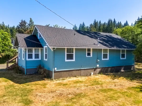 1432 NW Spruce St, Toledo, OR 97391