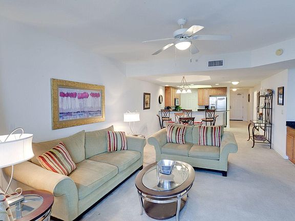 3rd image of 2668 Beach Blvd