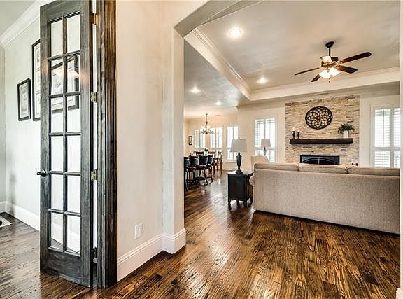 5th image of 5980 Hidden Oak Dr