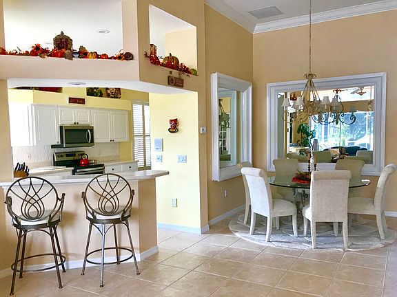 5th image of 4991 Bella Terra Dr