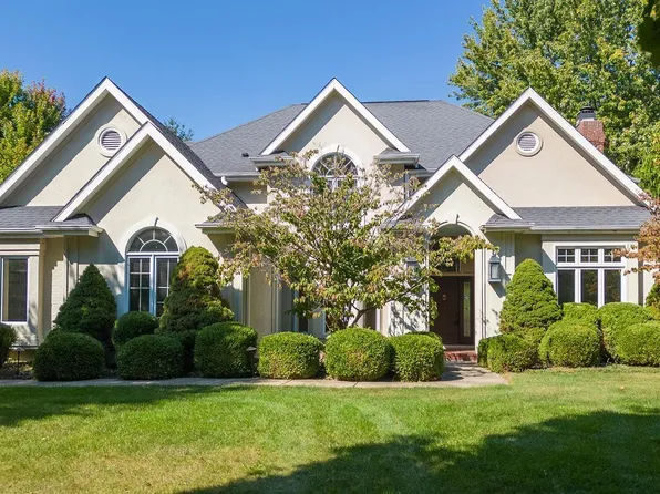 60 Carrington Ct, West Lafayette, IN 47906