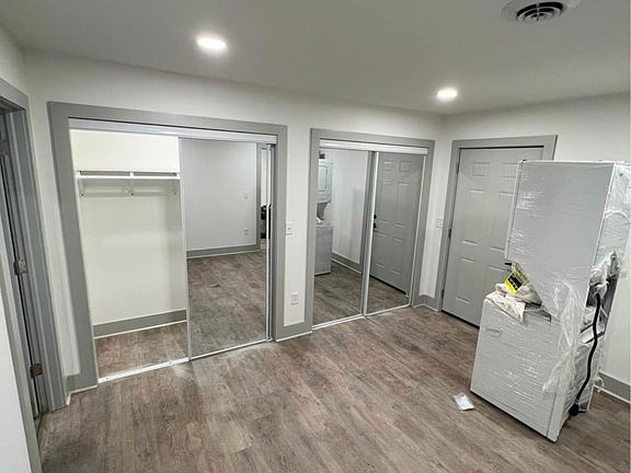 5th image of 504 W Main St #1