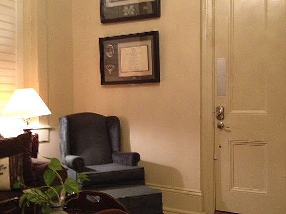 4th image of 1002 Bienville St #1