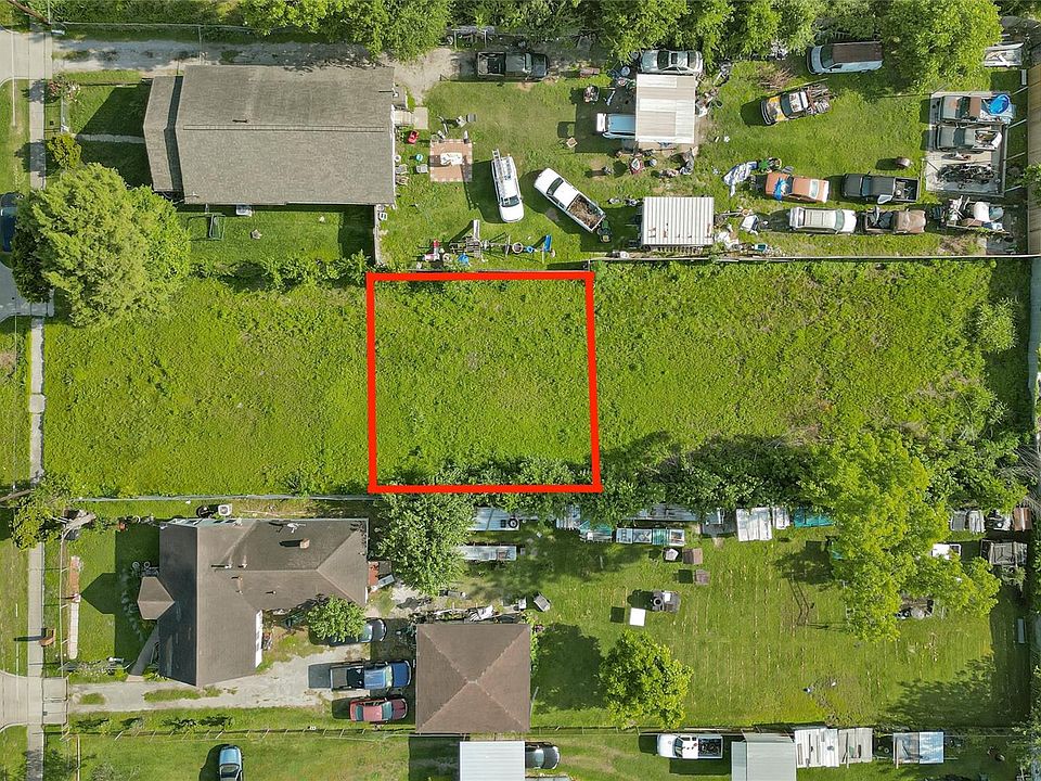 1st image of 2 Pickfair St