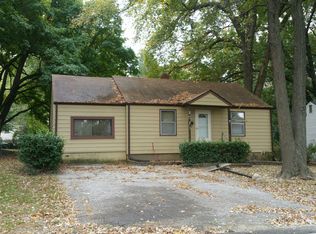 1513 W Sheley Rd, Independence, MO 64052