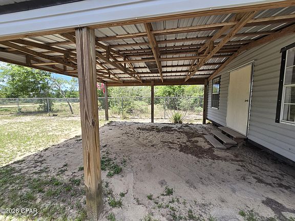 3rd image of 10325 Thomas Ln