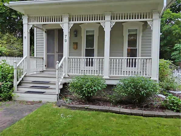 79 Monroe St, Honeoye Falls, NY 14472