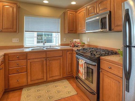 5th image of 1139 N 94th St #A