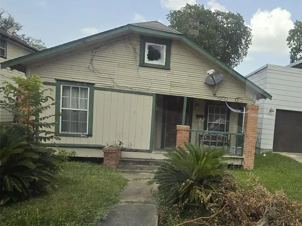 821 E 38th St, Houston, TX 77022