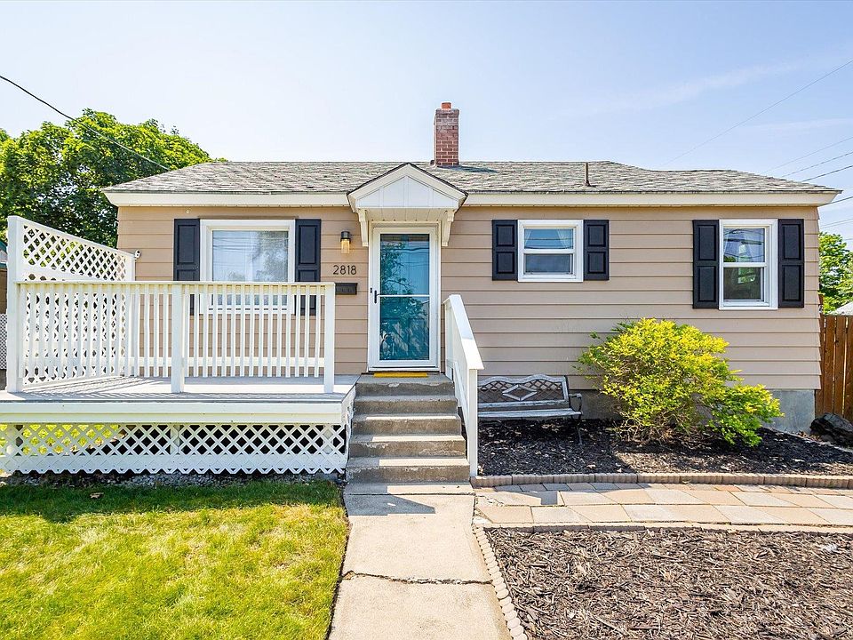 1st image of 2818 E Nora Ave