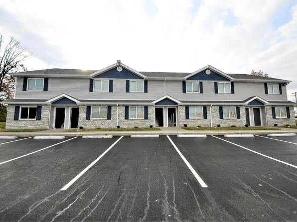1056 Arlington Way, Warrenton, MO 63383