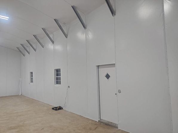 12302 E Portland Ave