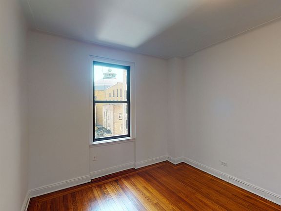 4th image of 222 W 83rd St APT 4H
