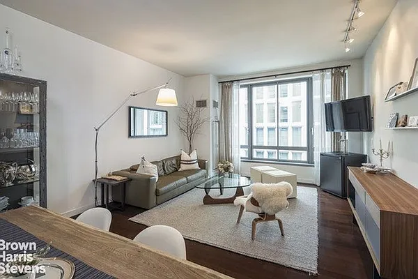 Rented by Brown Harris Stevens | media 16