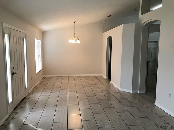 3rd image of 43 Rolling Sands Dr