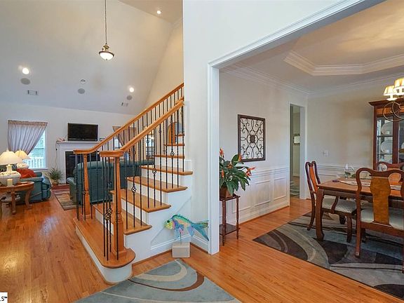 4th image of 15 Stonoview Ct