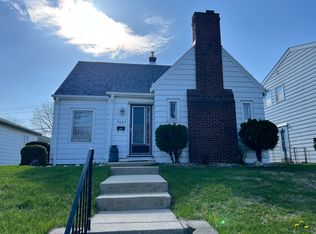 3029 S 92nd St, West Allis, WI 53227