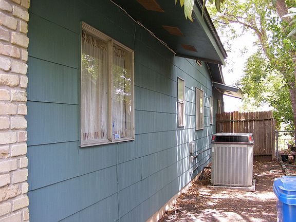 Large A/C east side