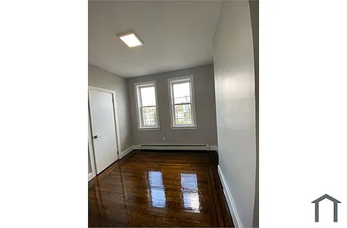 114 Maple St #3L Photo 1