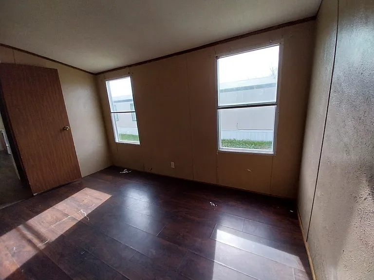 Sunset Ridge MHC — Photo 77