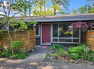 2835 SW Troy St, Portland, OR 97219