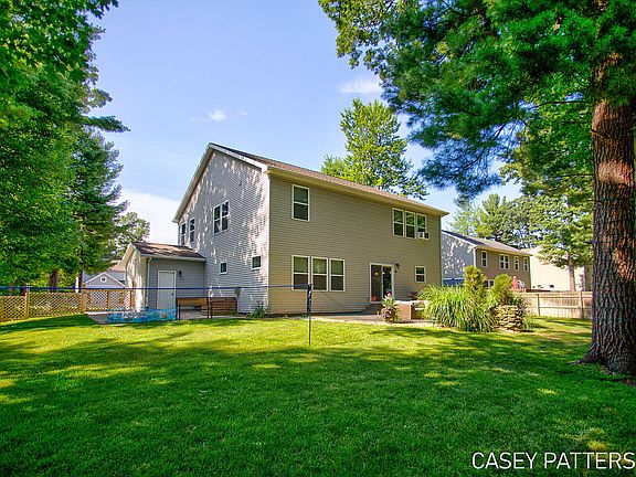5th image of 14415 Manor Rd