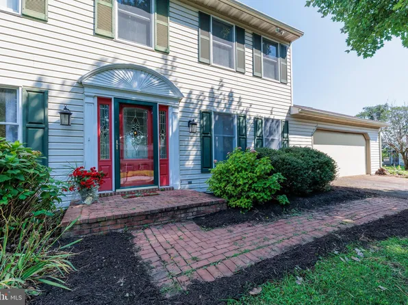 353 Sawmill Rd, Strasburg, PA 17579