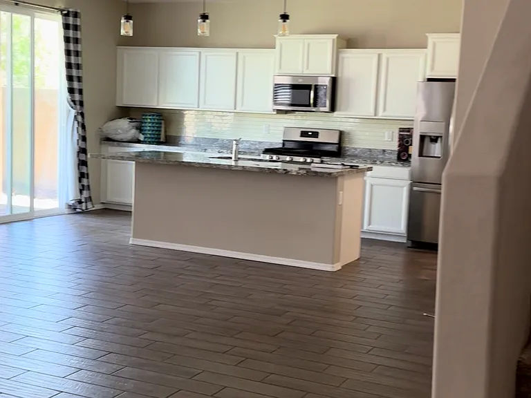 Greta room and kitchen