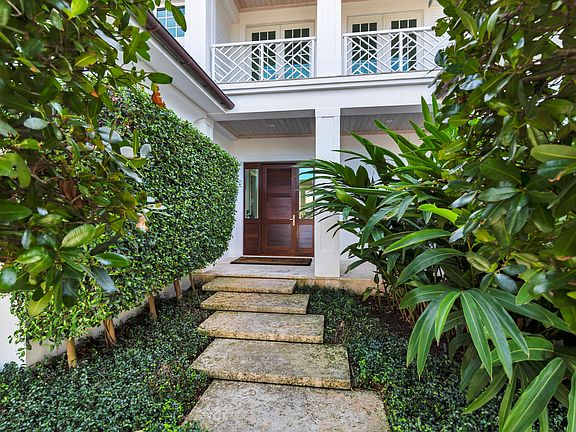 3rd image of 222 Arlington Road