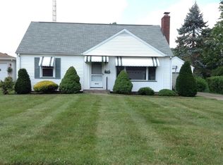 4111 Grand Dr NW, Canton, OH 44708