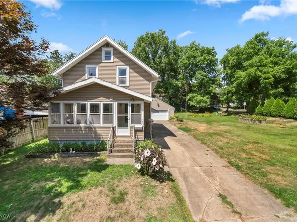 121 Yonker St, Barberton, OH 44203