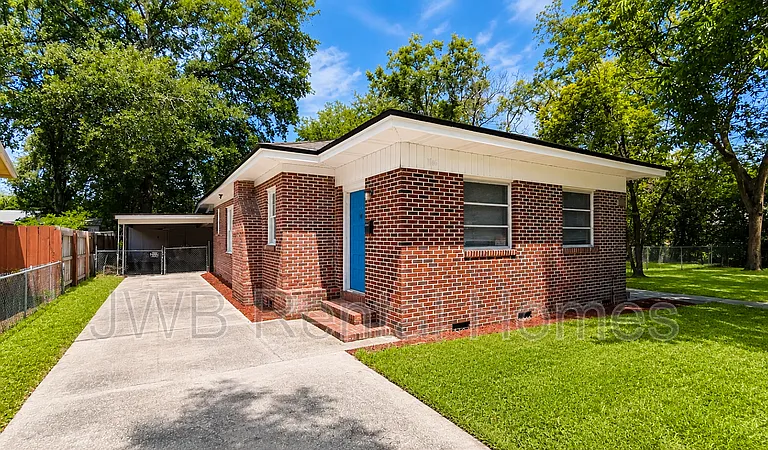 1166 Hamilton St — Photo 1