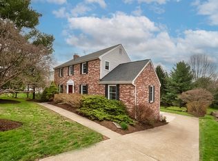 402 Dorseyville Rd, Pittsburgh, PA 15215