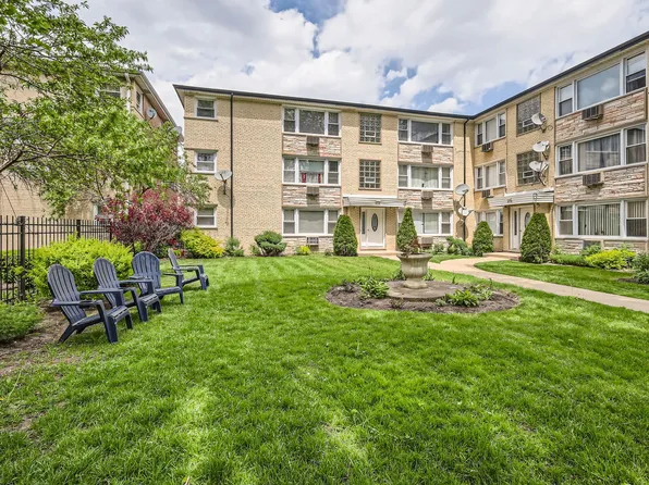 8712 W Berwyn Ave Unit 3W, Chicago, IL 60656