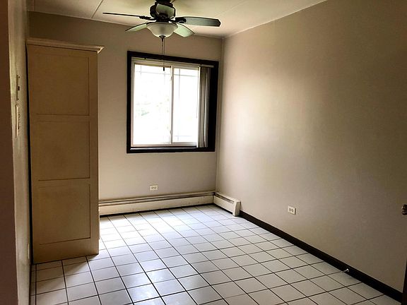 4th image of 14048 S Kilpatrick Ave #2S