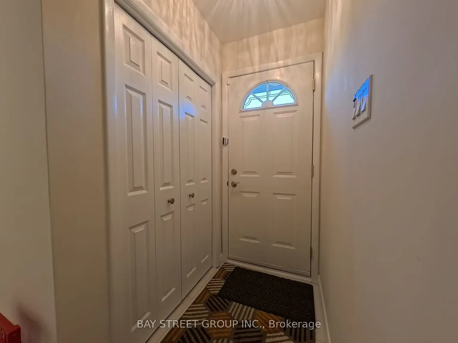 5 bed, $3,800 — Photo 4