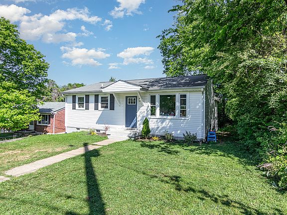 4th image of 519 Washington Ct