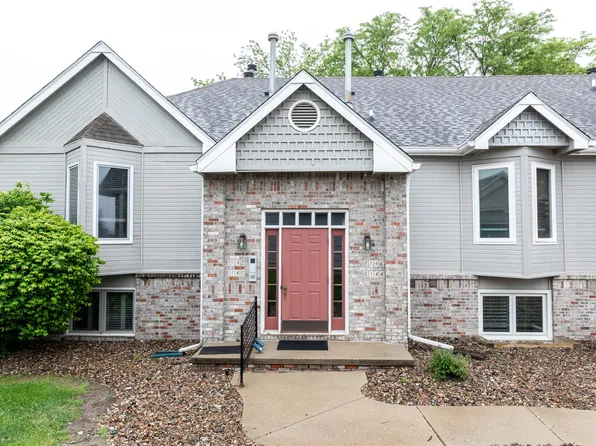 8144 Dellwood Dr, Urbandale, IA 50322