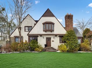 539 Bleeker Ave, Mamaroneck, NY 10543