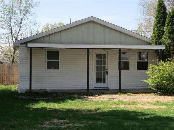 507 Ohio Ave, South Roxana, IL 62087