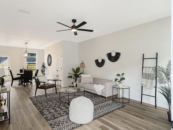 4th image of 266 Oglethorpe Cir