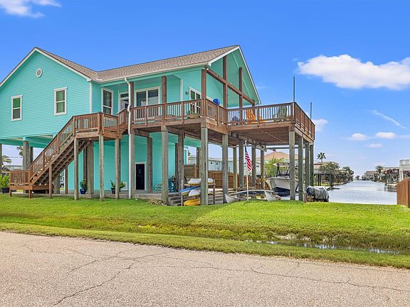 2nd image of 16502 Bermuda Way