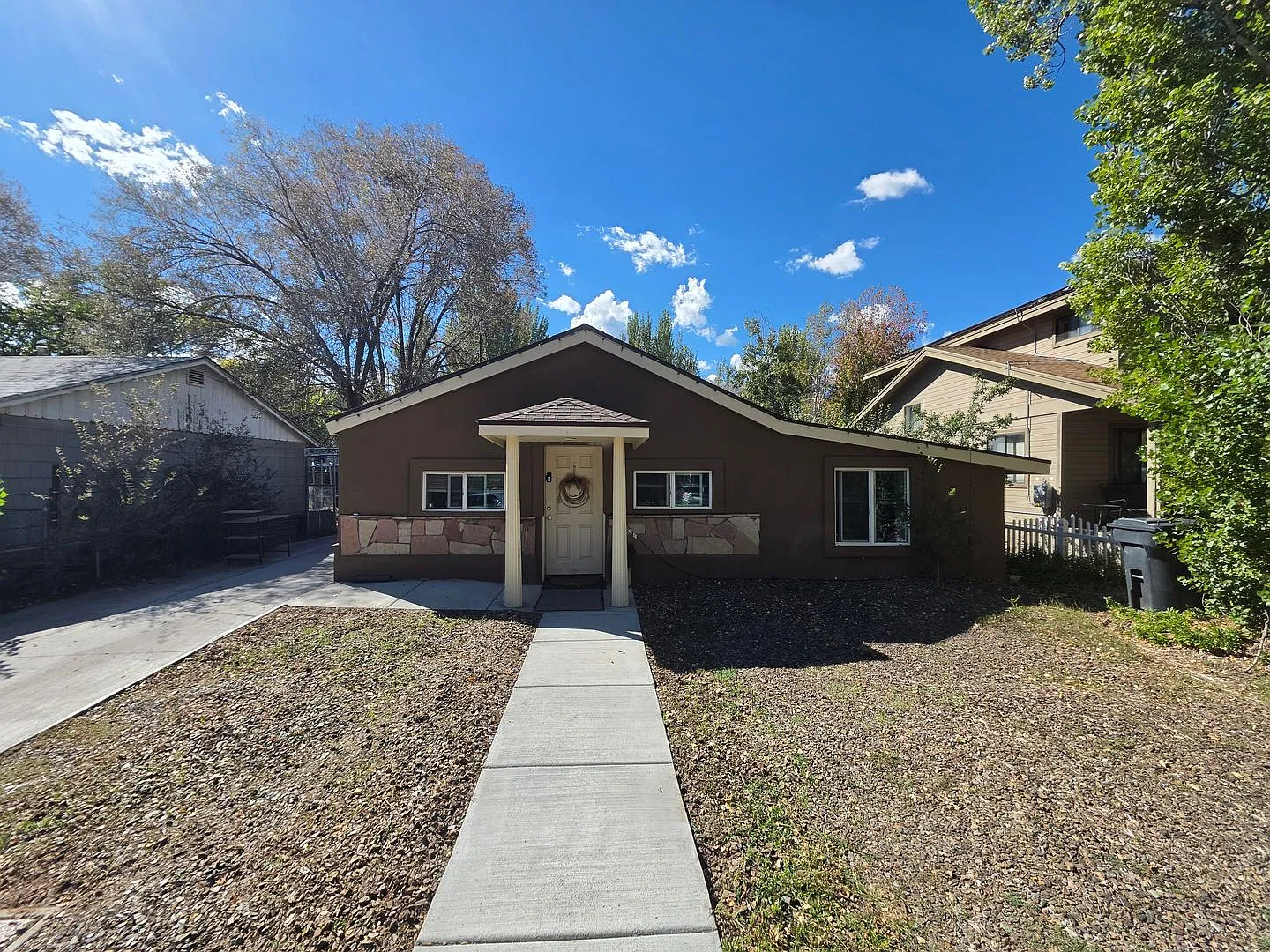 Updated 3-Bedroom Eastside Home with Fenced Backyard — Photo 3