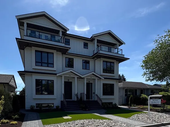 3786 Peter St #1, Burnaby, BC V5J 1N4