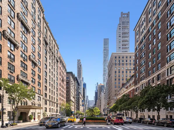 575 Park Avenue image 25 of 28