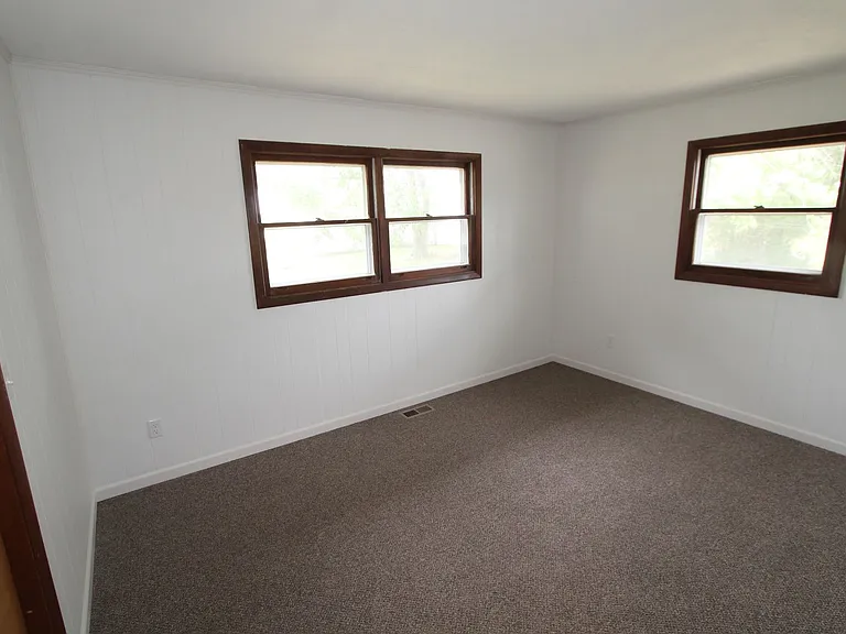 24820 County Line Rd — Photo 7