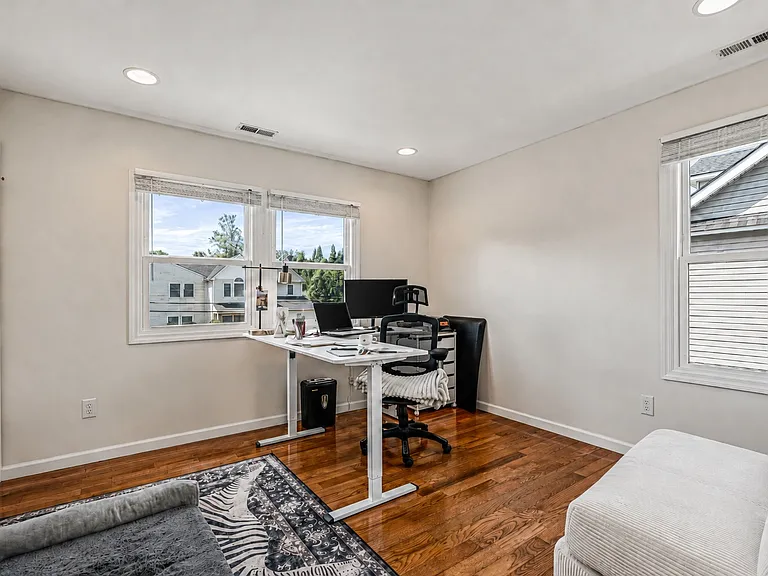 16 North St — Photo 14