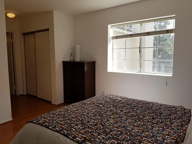1043 Waltham Rd #D — Photo 8